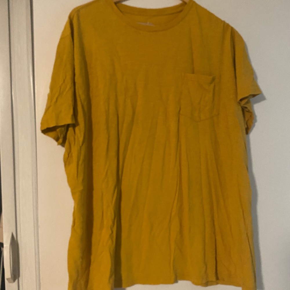 Yellow t shirt